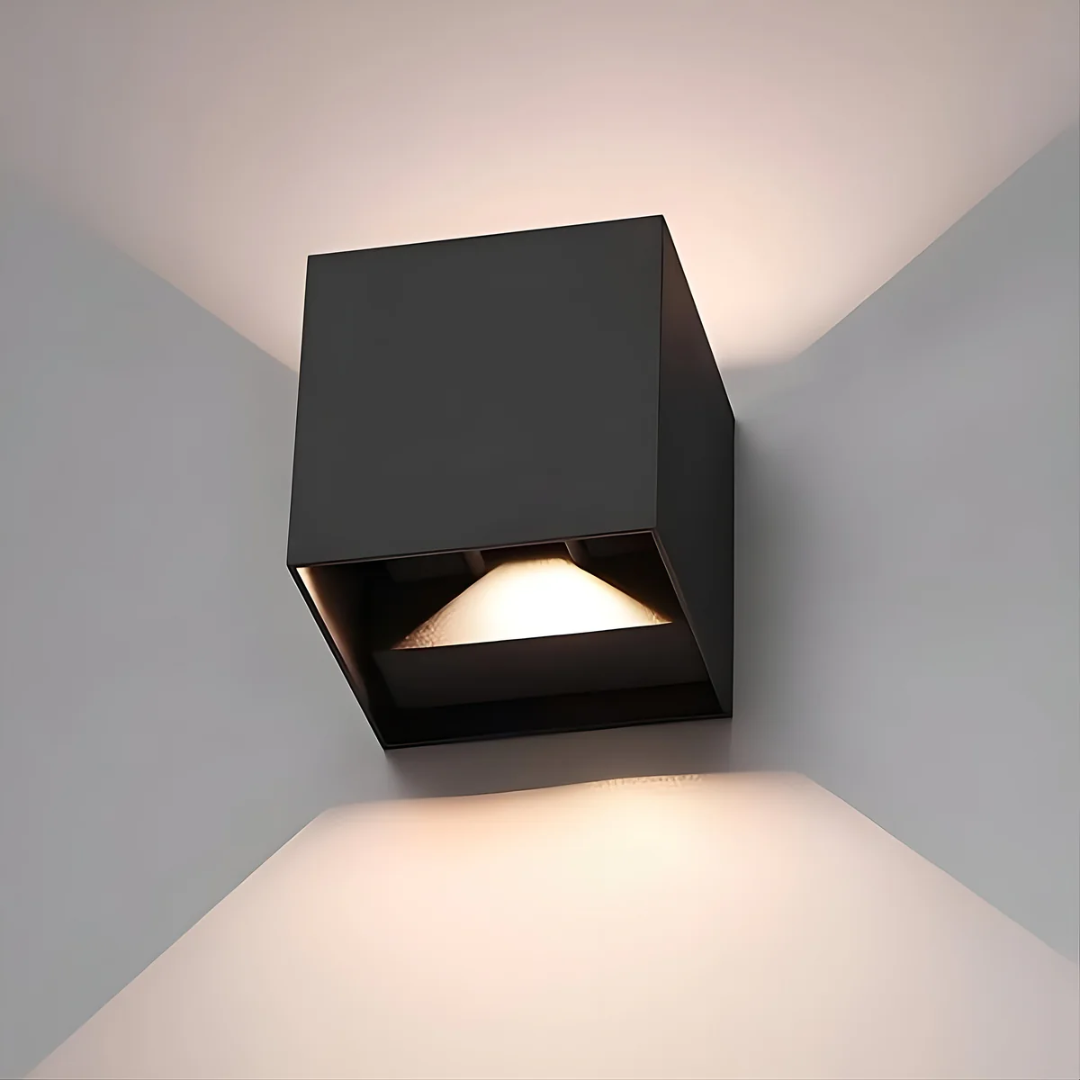 Scandinavian LED Wall Lamp - Norvia - Minimalist Style - Energy-Efficient Lighting