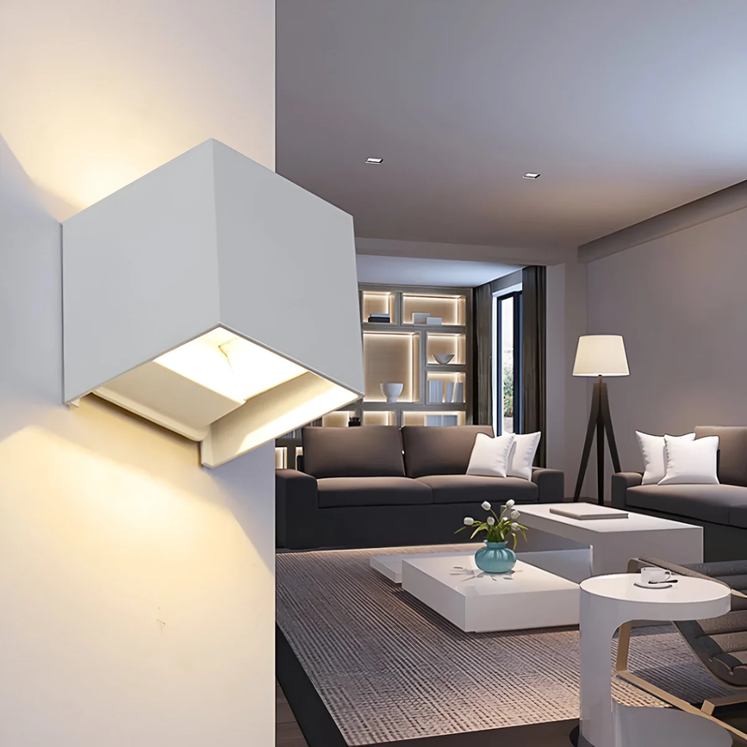 Scandinavian LED Wall Lamp - Norvia - Minimalist Style - Energy-Efficient Lighting
