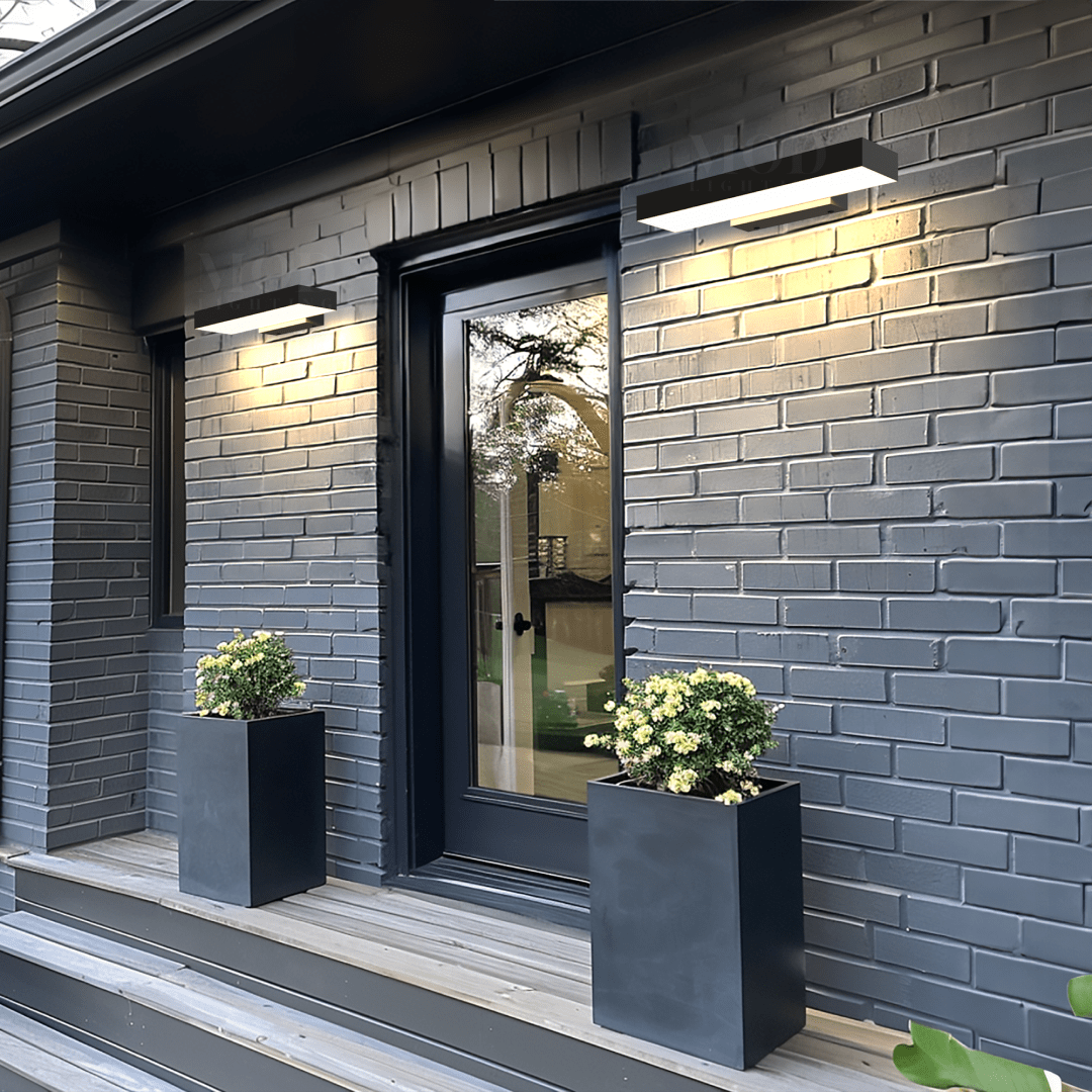 Outdoor Wall Light – LumaForm – Horizontal Mount – Modern Exterior Accent