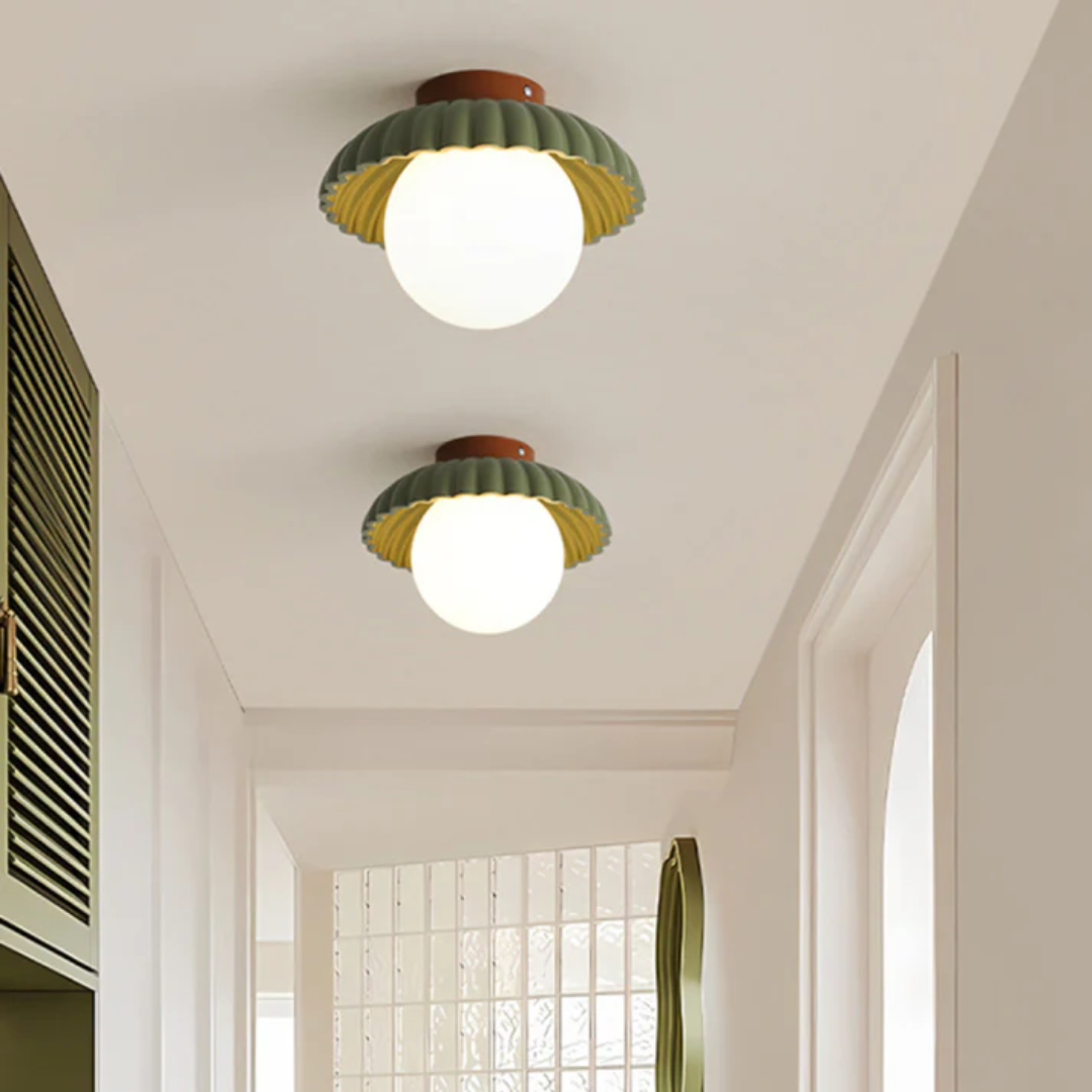 Industrial Iron Ceiling Lamp - FerroGlow - Vintage Style - Warm Lighting