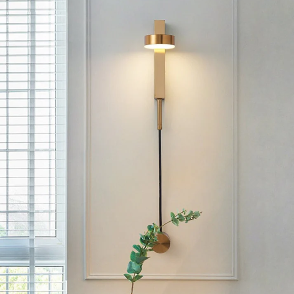 Minimalist Adjustable LED Wall Lamp - LumoRay - Flexible Lighting - Sleek Structure
