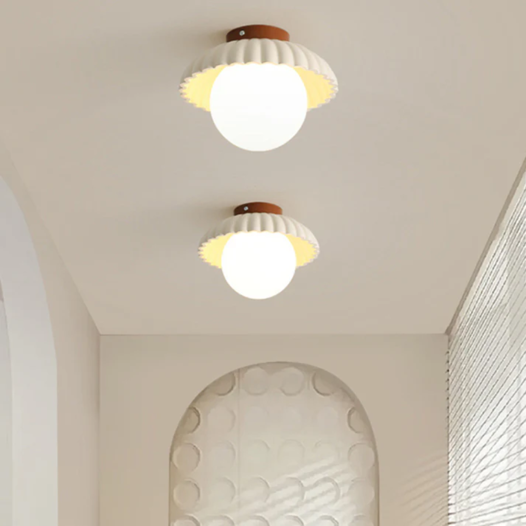 Industrial Iron Ceiling Lamp - FerroGlow - Vintage Style - Warm Lighting