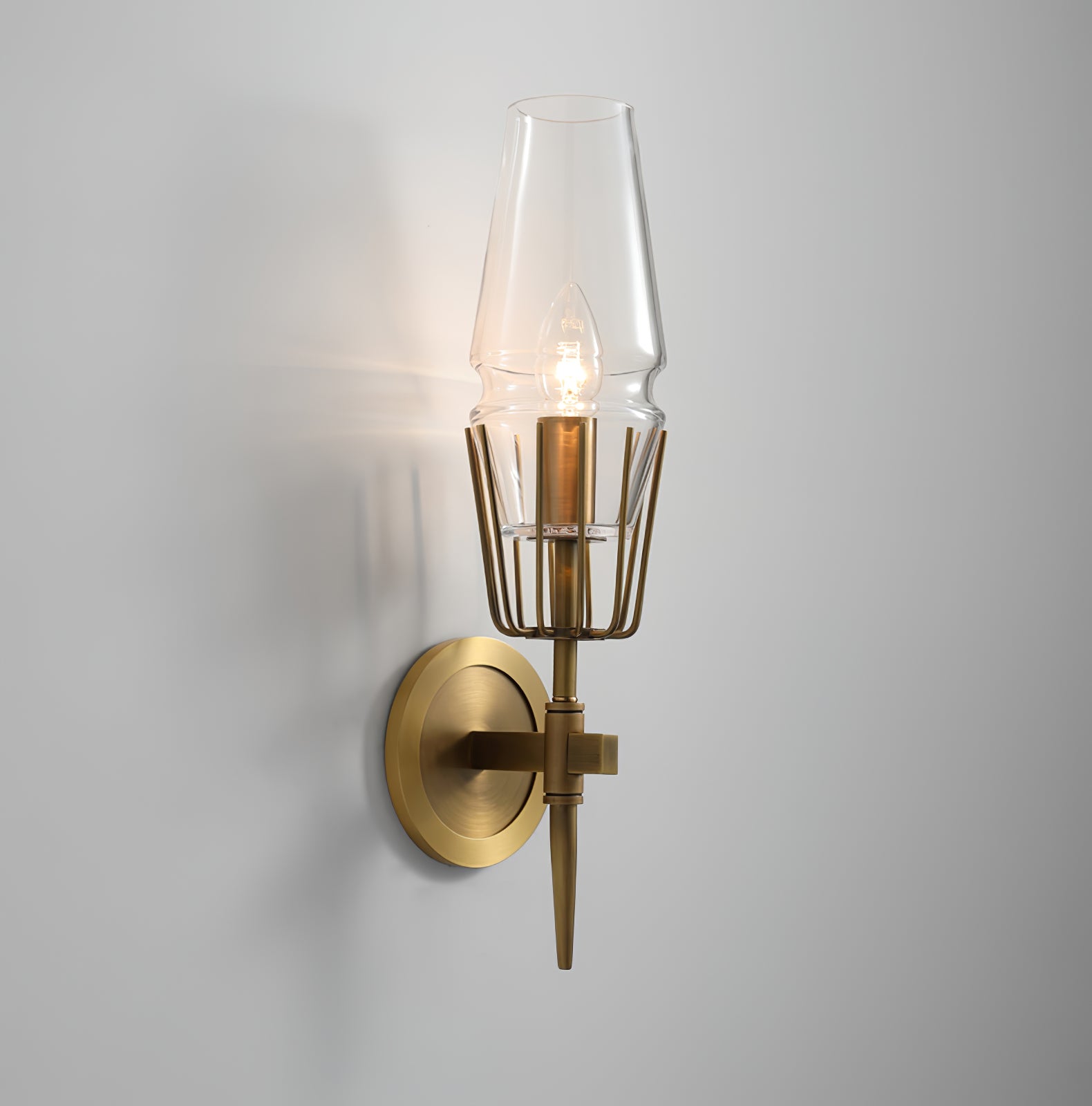 Vintage LED Wall Lamp - Castrelux - Copper and Glass - Castle Style
